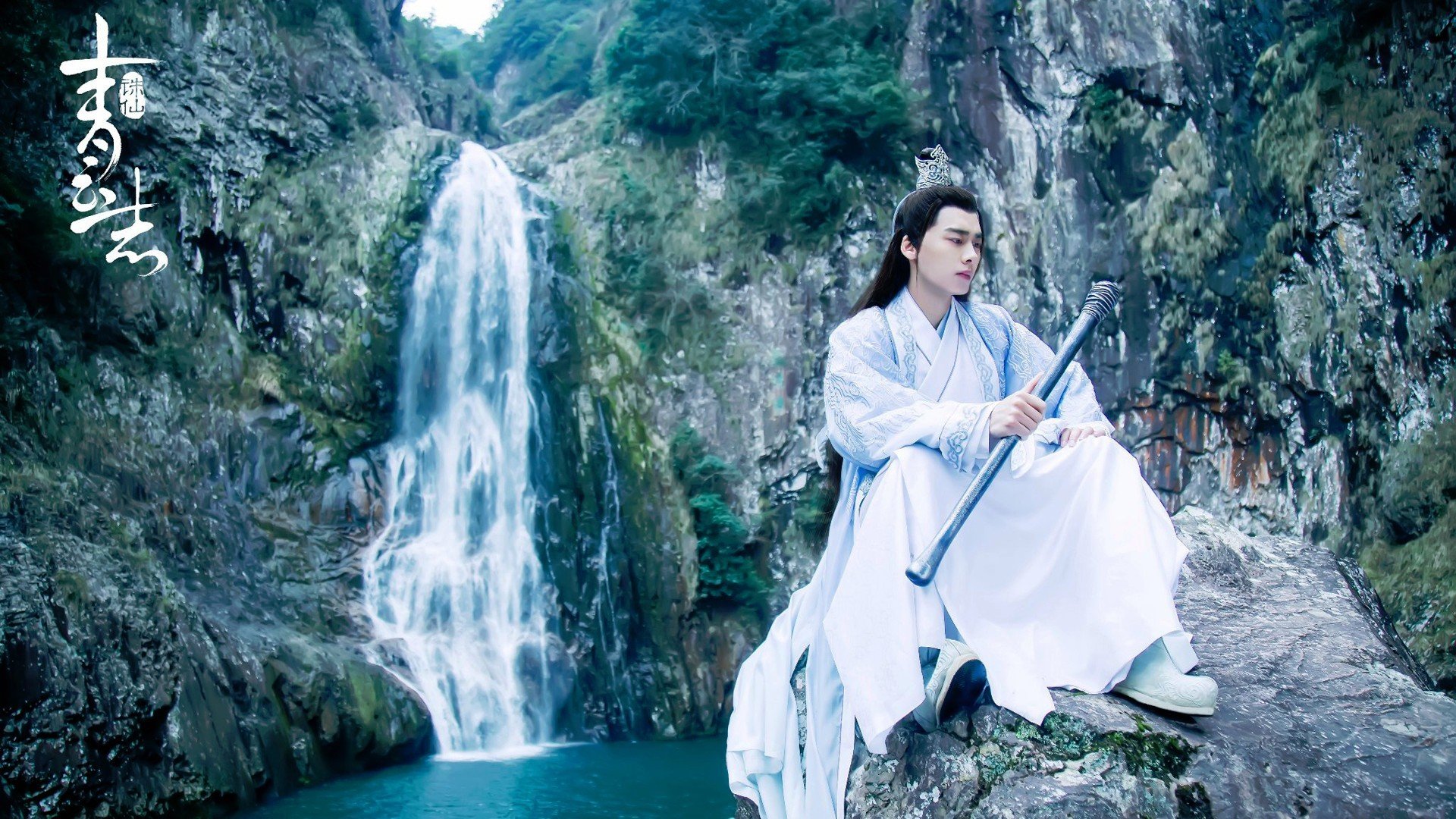 法甲箭指巅峰:战术配合成就经典,法甲指甲