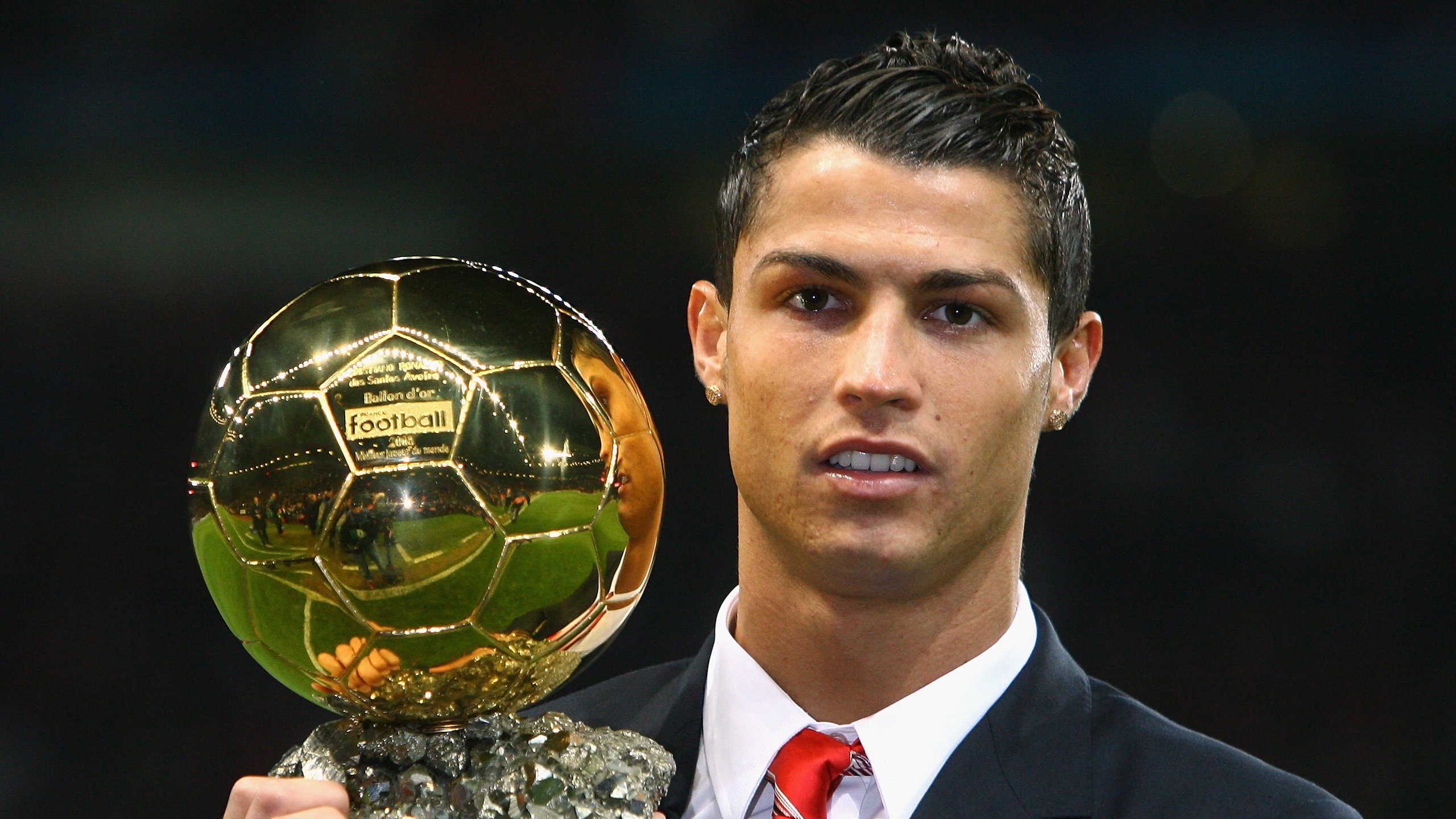 九游游戏中心下载-《Hope：年轻天才的崛起，期待更多精彩表现》，年轻的天才们